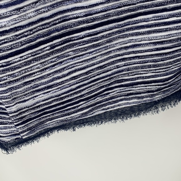 Vanessa Virginia Anthropologie Indira tank top shirt stripe fray chiffon navy M - Picture 4 of 6